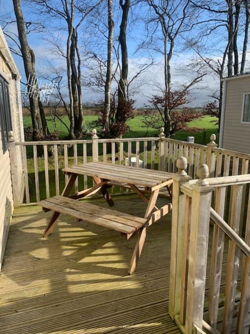 קרליסל Woodpecker Lodge, Camelot Holiday Park, Ca6 5Sz מראה חיצוני תמונה